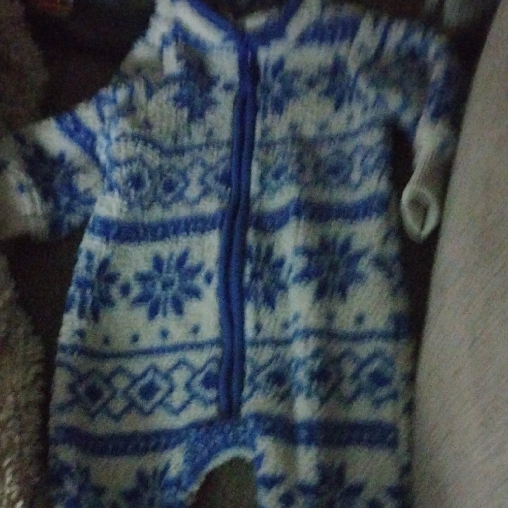 Cozy Blue & White Snowflake Knit One Piece – Size 3 Months - Picture 2 of 7